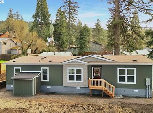 505 S 71st St, Springfield, OR 97478