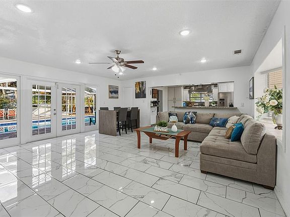 5th image of 5017 STOLLS AVENUE