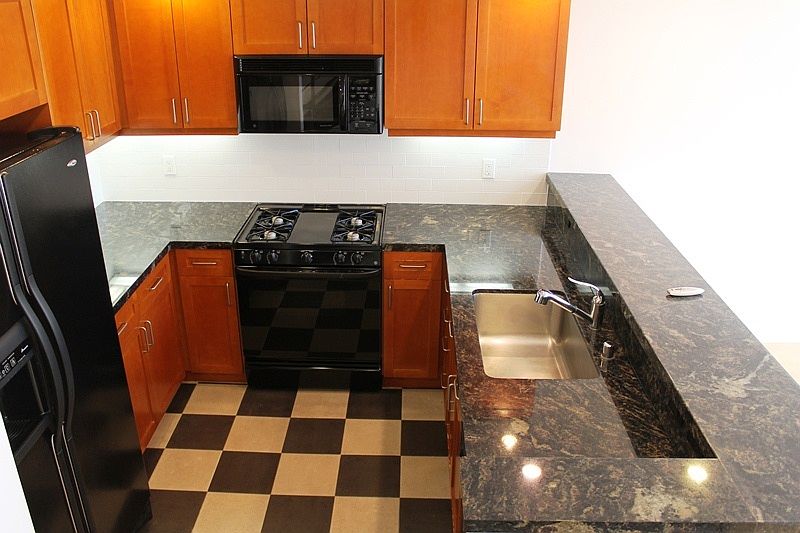 1st image of 730 Florida St APT 15
