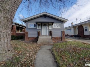 2048 S 5th St, Springfield, IL 62703