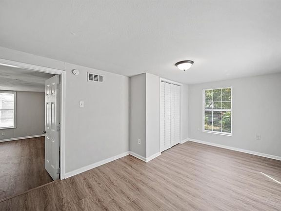 5th image of 1706 California St #1/2
