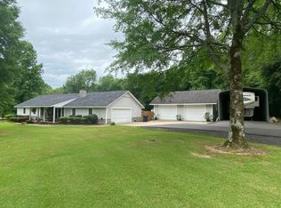 856 Meadowrue Rd, Russellville, AR 72802