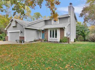 2542 Glacier Dr, Wichita, KS 67215