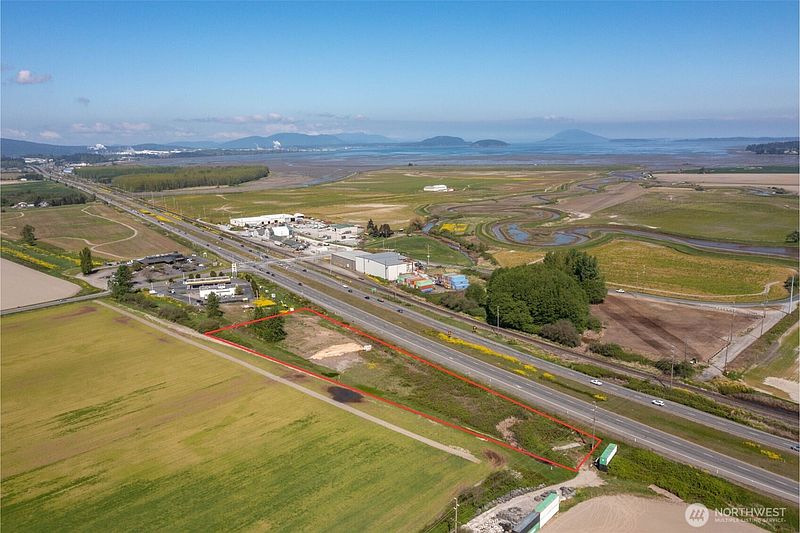 2nd image of 1377 Laconner Whitney Road
