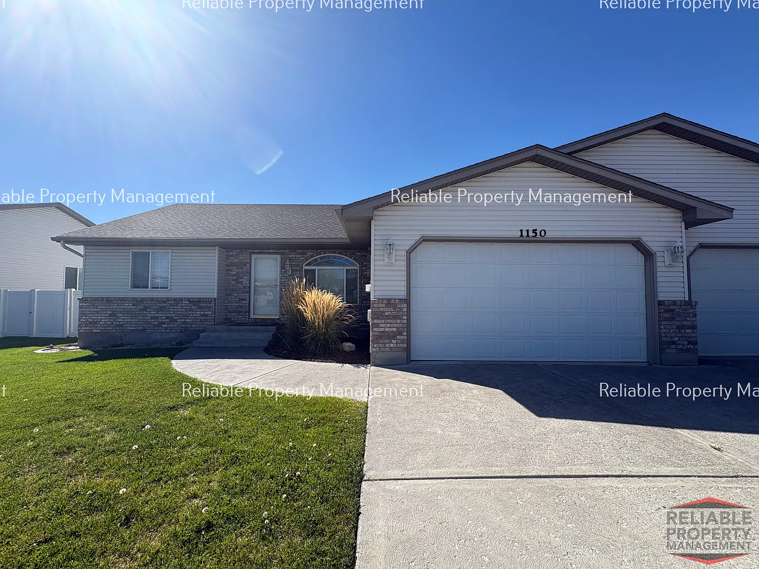 2 bed, $1,595 — Photo 1