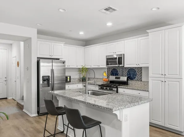 35461 Brown Galloway Ln, Fallbrook, CA 92028