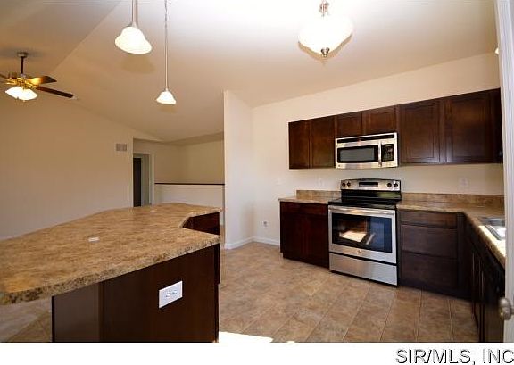 4th image of 3040 Harvest Meadow Dr