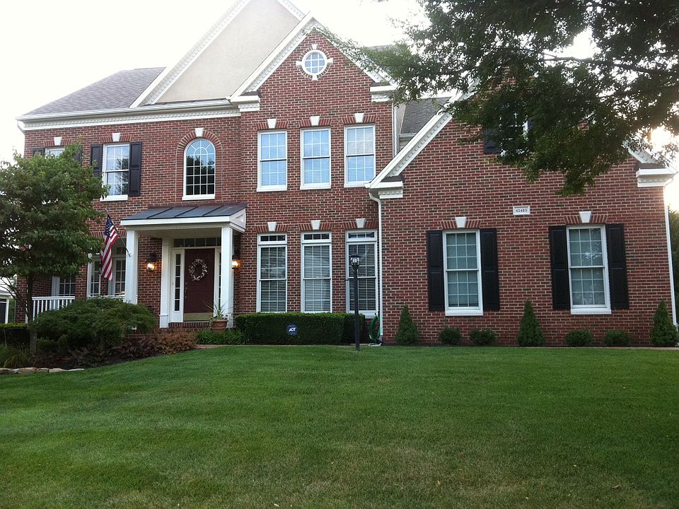 1st image of 43483 Cross Breeze Pl