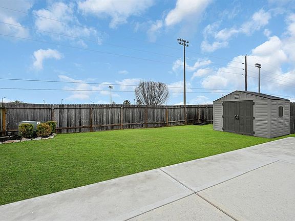 4th image of 16823 Beretta Bend Dr