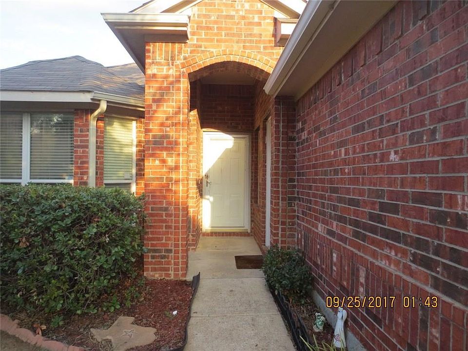 1st image of 6515 Fairglen Dr