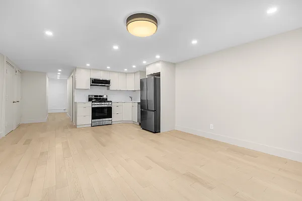 Rented by Corcoran | media 16