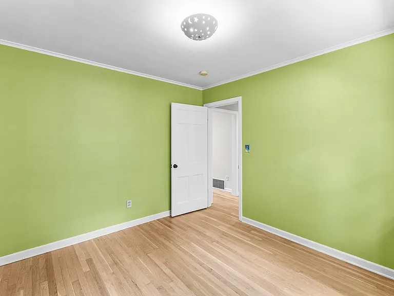 123 W Clearview Ave — Photo 36