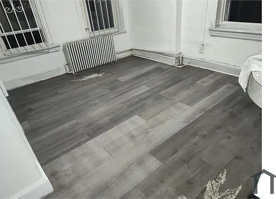 260 W Queen Ln #2 — Photo 16