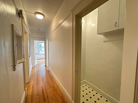 2nd image of 1101 Pine St APT 304