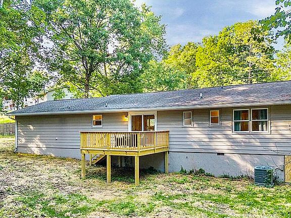 3rd image of 9338 Wyndover Dr