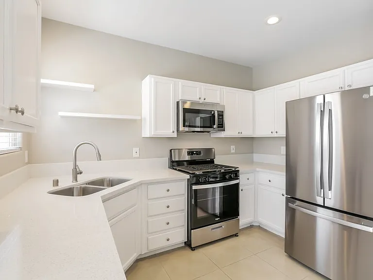 8139 Ficus Dr — Photo 7