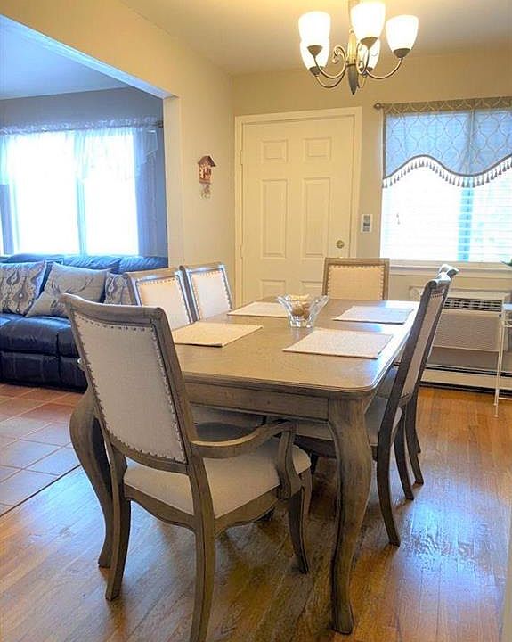 1st image of 3684 Varian Ave