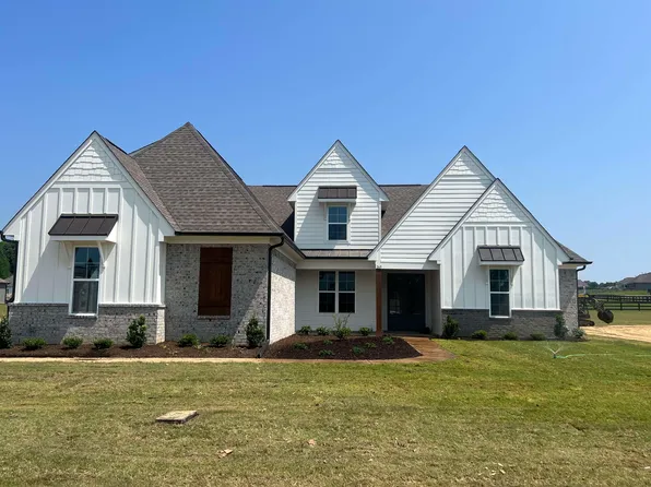 265 Burrow Dr, Piperton, TN 38017