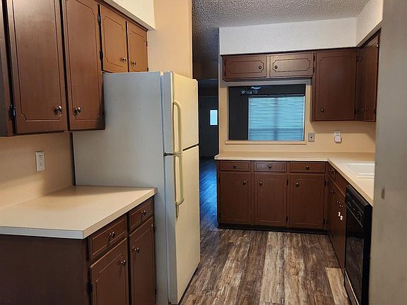 2nd image of 1252 Eagle Lake Rd Unit 8