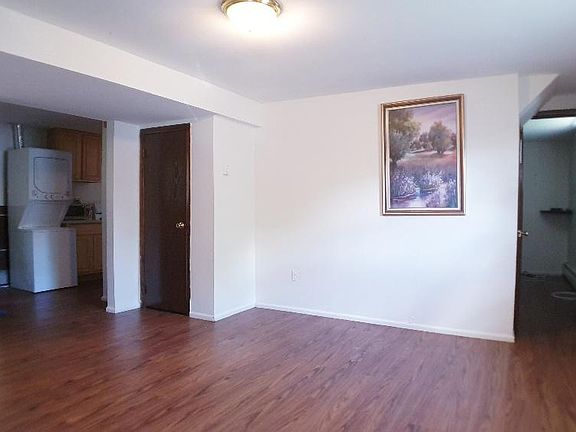 2nd image of 141 Washington Ave #1F