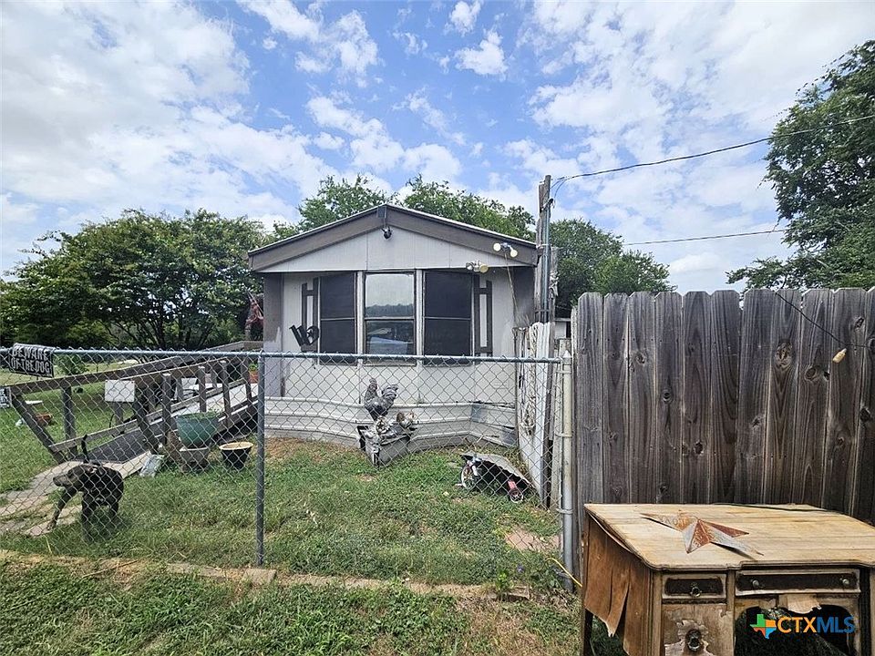 1st image of 424 Christopher Dr Unit B