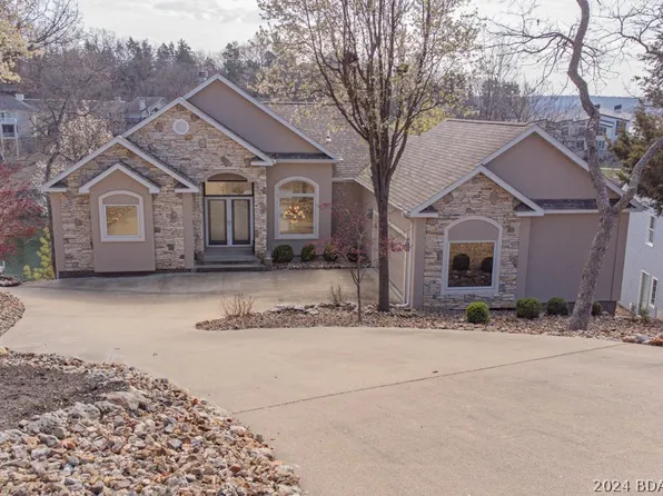 224 Ridgewood Dr, Lake Ozark, MO 65049