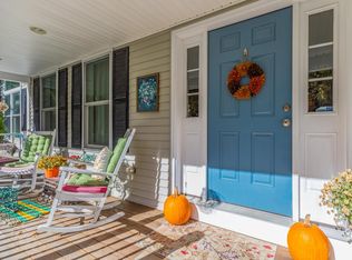 4 Hudson Drive, Kensington, NH 03833