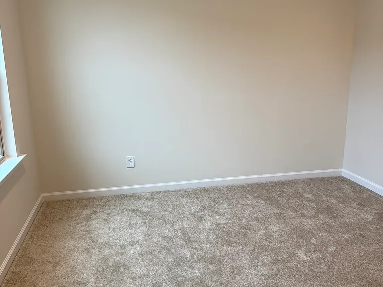 302 Milton Stamp Dr — Photo 22