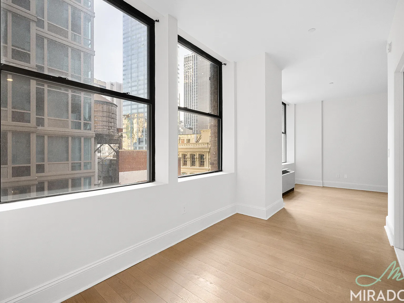 15 Park Row — Photo 3