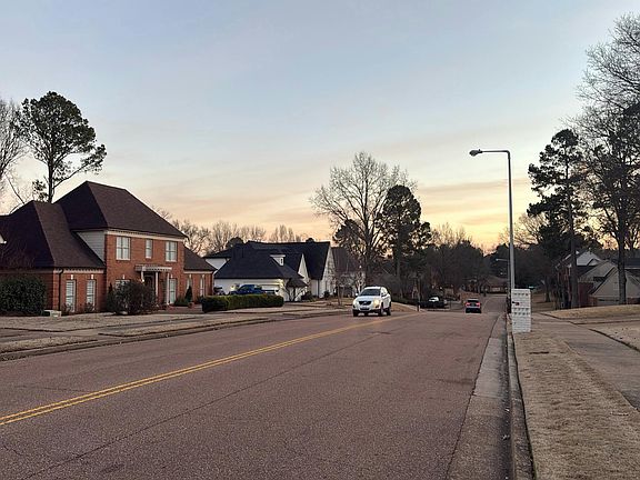 4th image of 2759 Oakleigh Ln