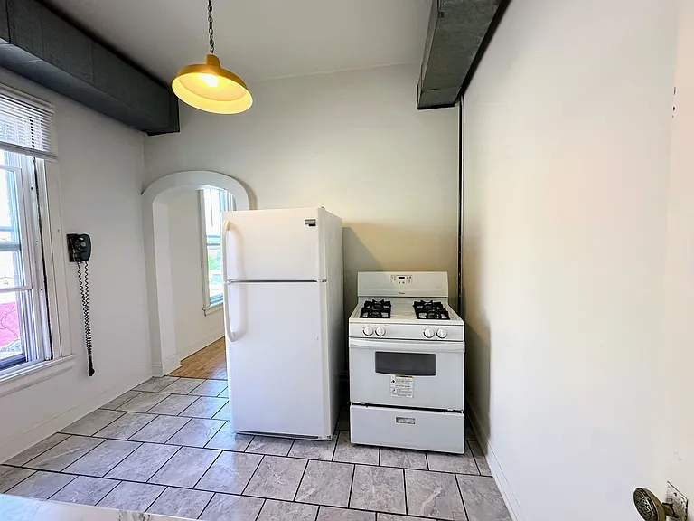 815 Jay St — Photo 7