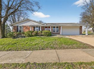 3937 Argonne Forest Dr, Florissant, MO