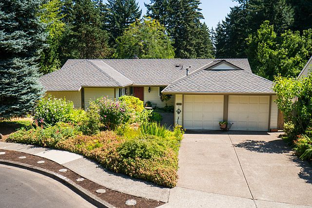 1st image of 5620 SW Rockwood Ct