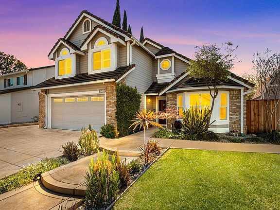 2nd image of 600 Hawk Drive