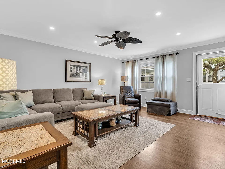 1201 Ocean Ave #6