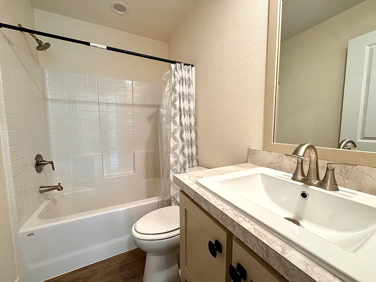 321 E Panorama Dr — Photo 8