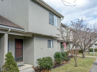 6 Rondout Hbr, Port Ewen, NY 12466