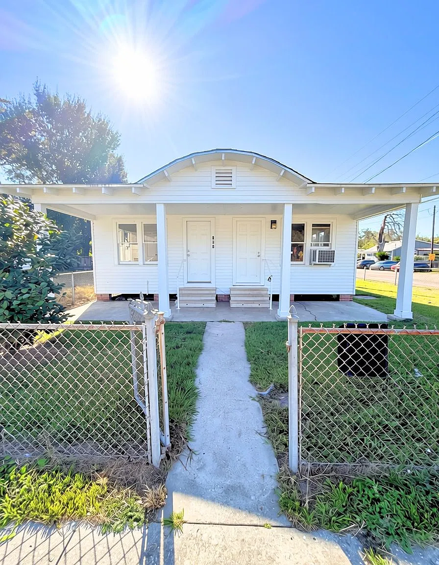 2 bed, 1.0 bath, 1000 sqft, $850 — Photo 1