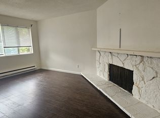 21615 30th Ave S UNIT B, Seattle, WA 98198