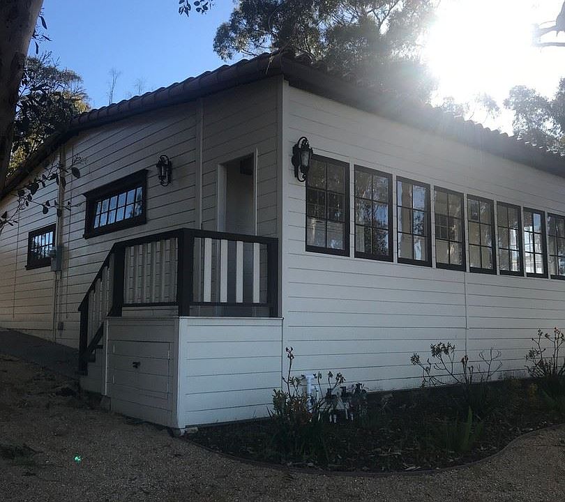 1st image of 2587 Palm Ave #A