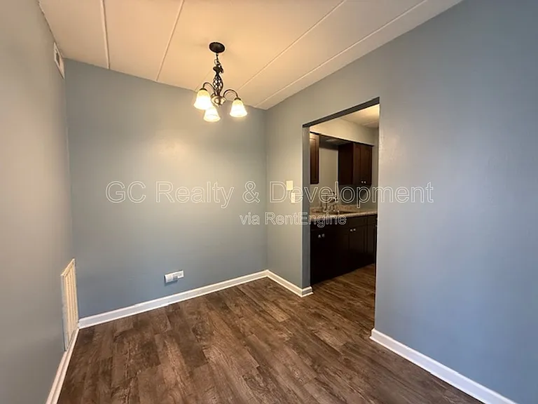 324 E Wilson Ave #D — Photo 4