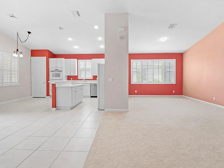 1196 SE Fleming Way — Photo 11