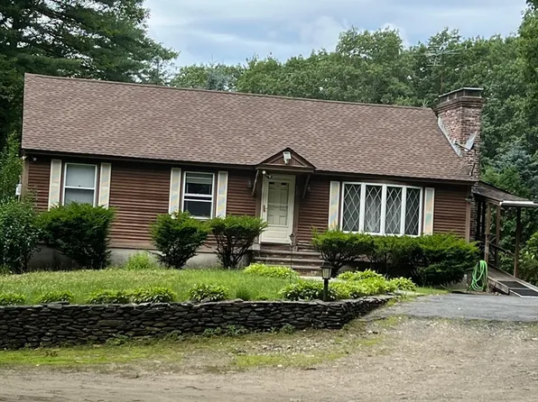 64 Hollis Rd, Lunenburg, MA 01462