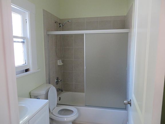 5th image of 444 S 6th St