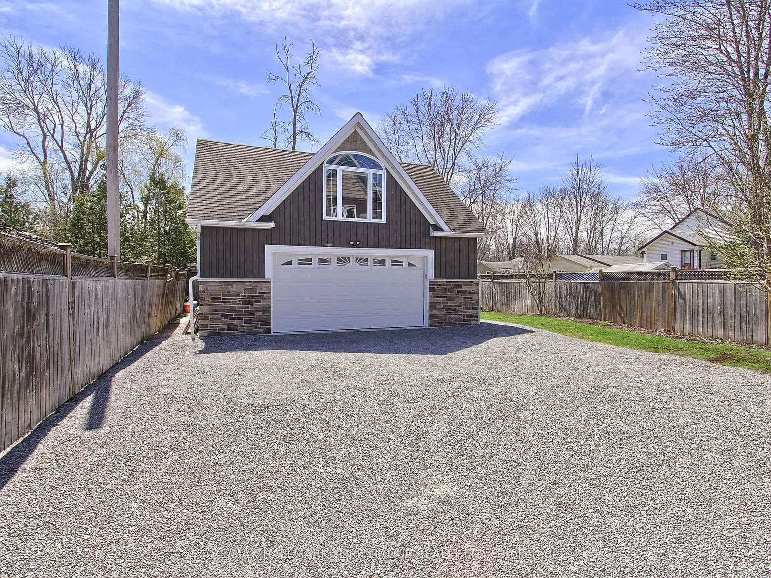 1 bed, $2,400 — Photo 1