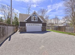 303 Lake Dr E UNIT A, Georgina, ON L0E 1S0
