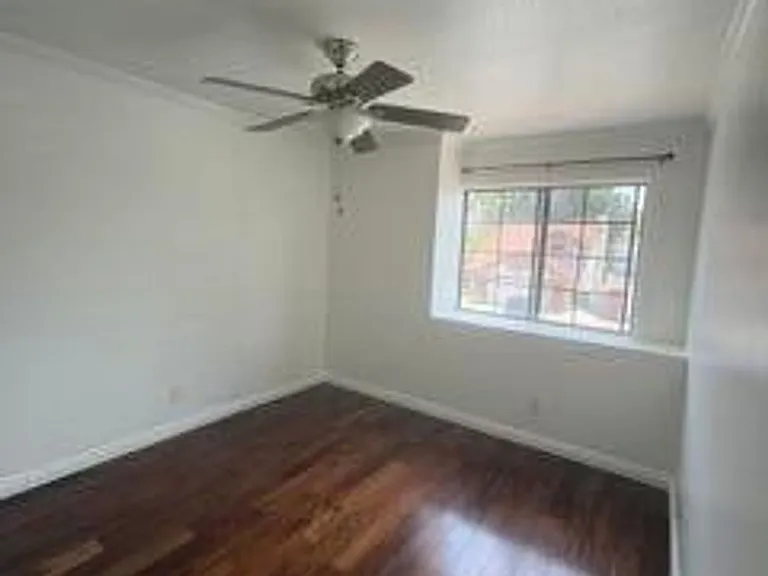 3855 Lost Springs Dr — Photo 17