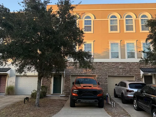 4383 Ellipse Dr, Jacksonville, FL 32246