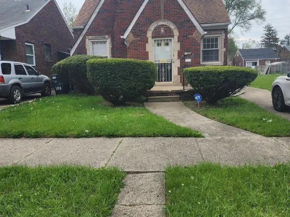 8876 Robson St, Detroit, MI 48228