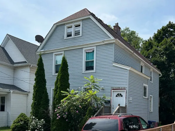 444 N Ash St, Waukegan, IL 60085
